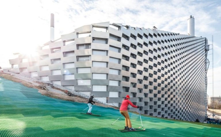 Innowacyjna Kopenhaga – stok narciarski na dachu elektrowni