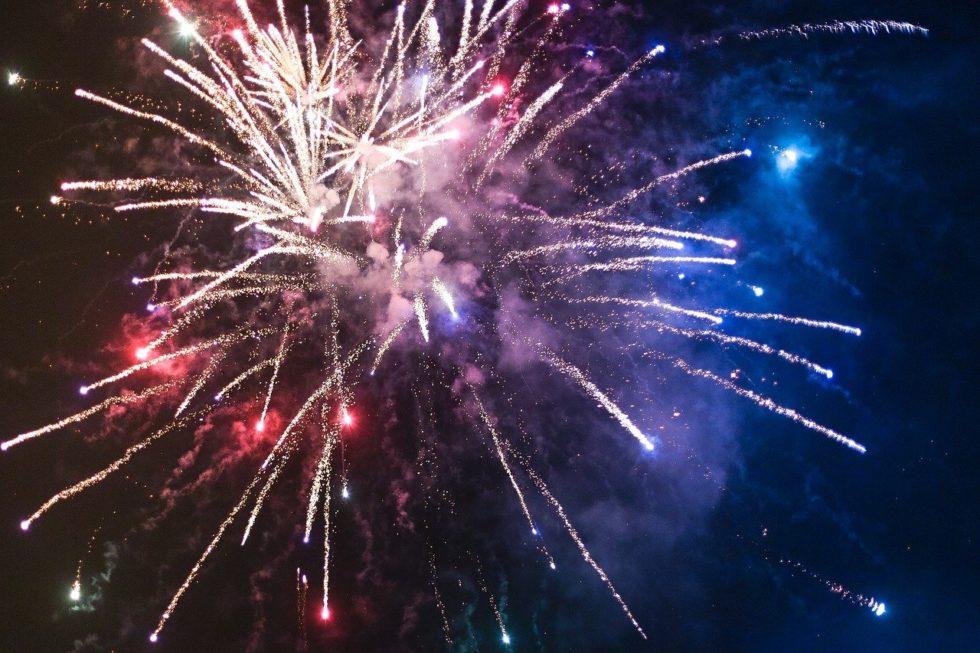 fireworks-865104_1280